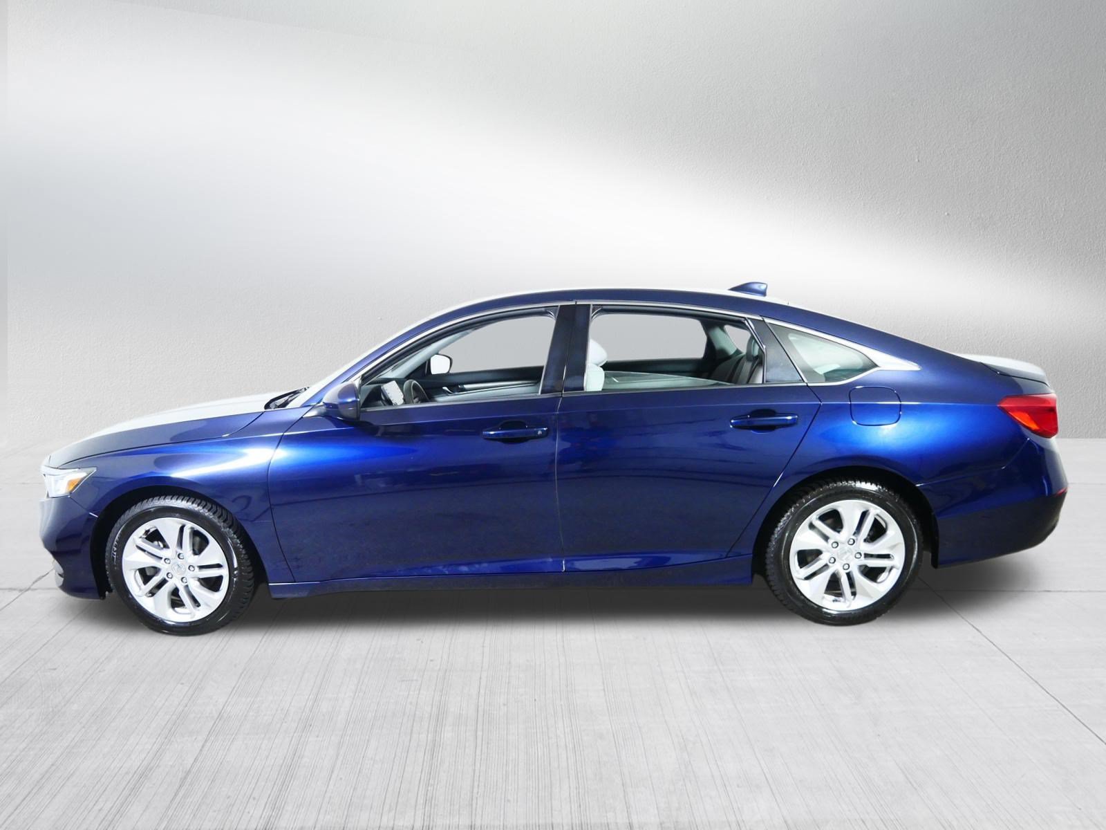 Used 2019 Honda Accord LX image 4
