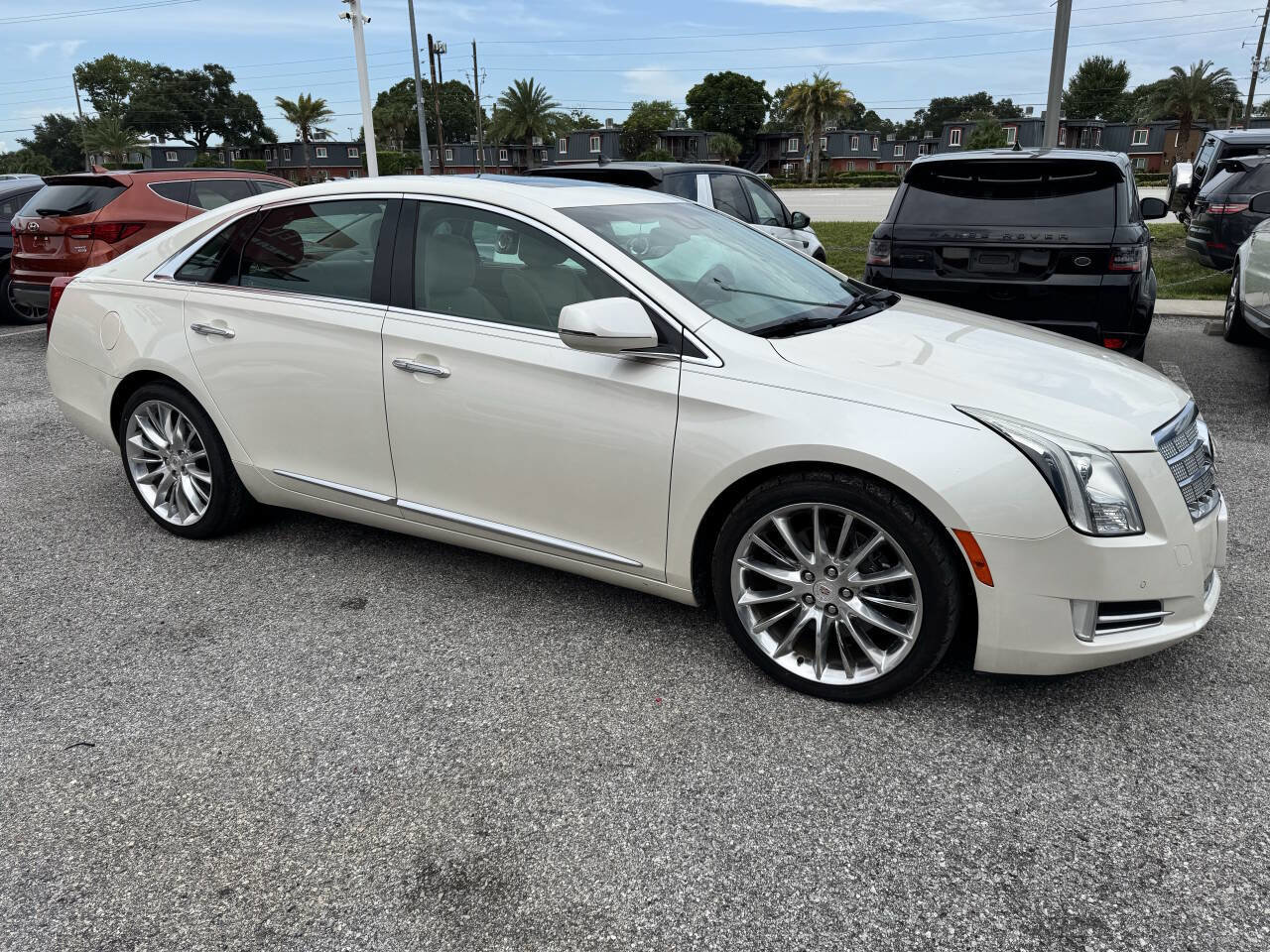 Used 2013 Cadillac XTS Platinum w/ Driver Assist Package image 6