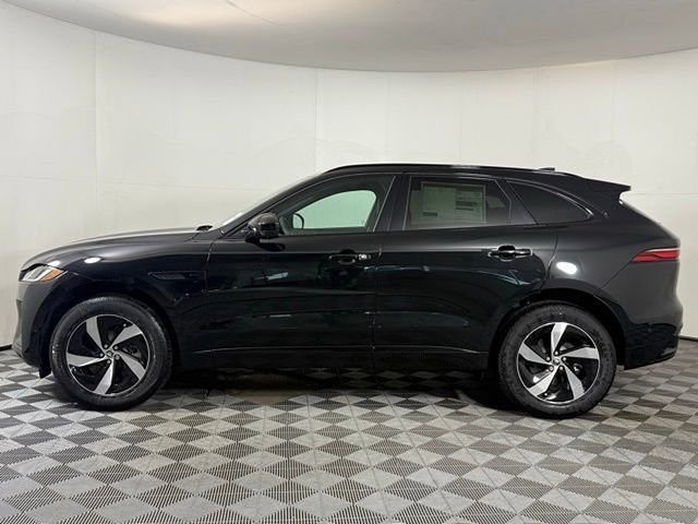 New 2026 Jaguar F-PACE R-Dynamic S image 3