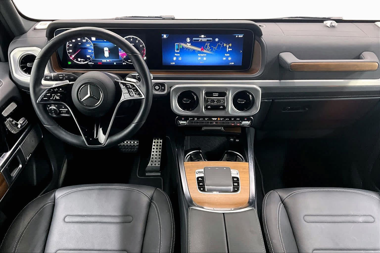 Used 2025 Mercedes-Benz G 550 image 15