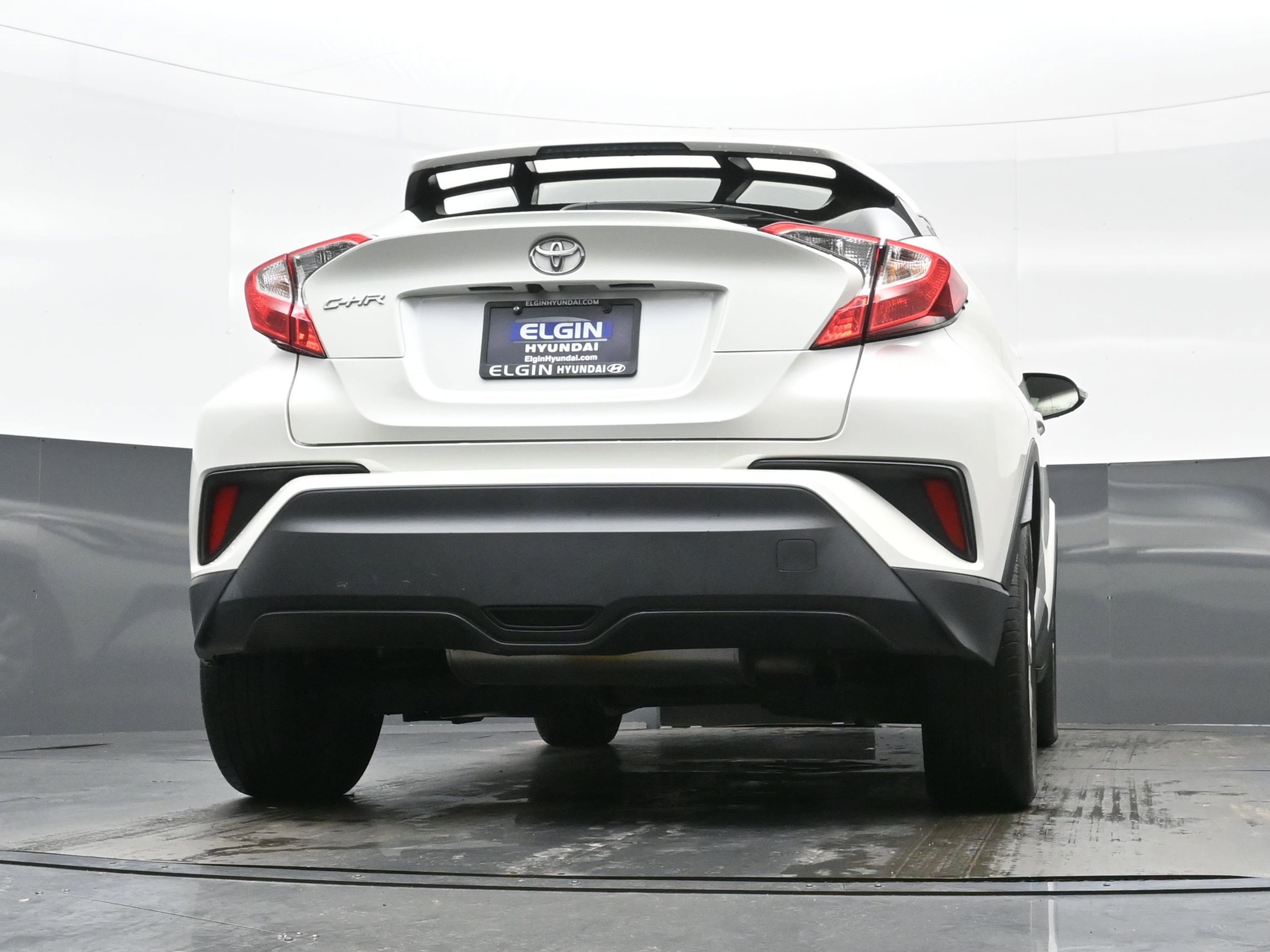 Used 2021 Toyota C-HR LE image 26