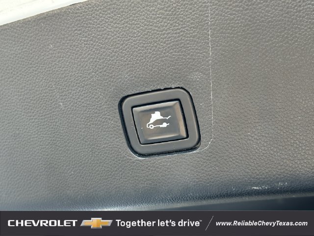 Used 2021 Chevrolet Traverse Premier AWD/4WD image 31