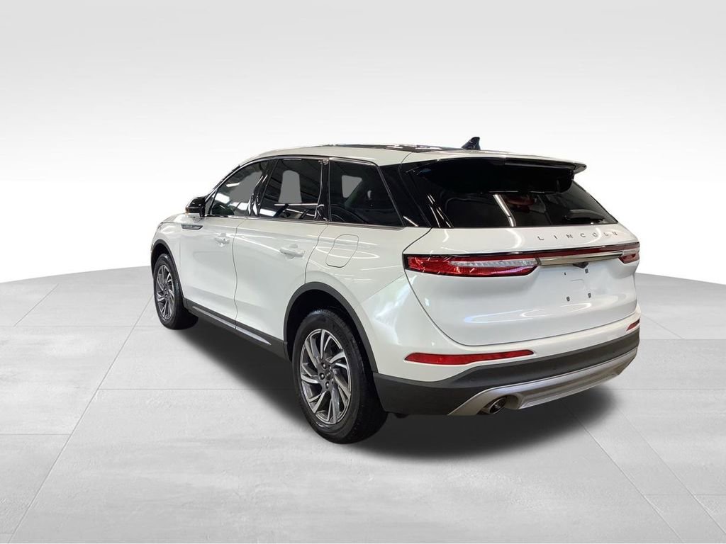 Used 2023 Lincoln Corsair AWD w/ Equipment Group 101A image 5