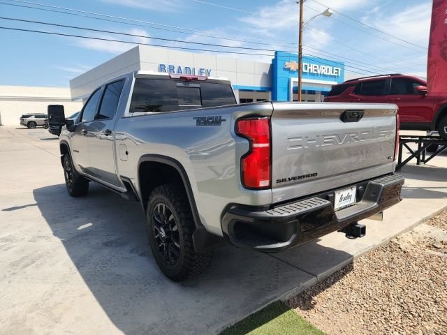 New 2026 Chevrolet Silverado 3500 LTZ w/ Trail Boss Package AWD/4WD image 6