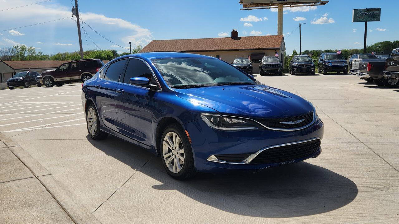 Used 2016 Chrysler 200 Limited FWD image 8