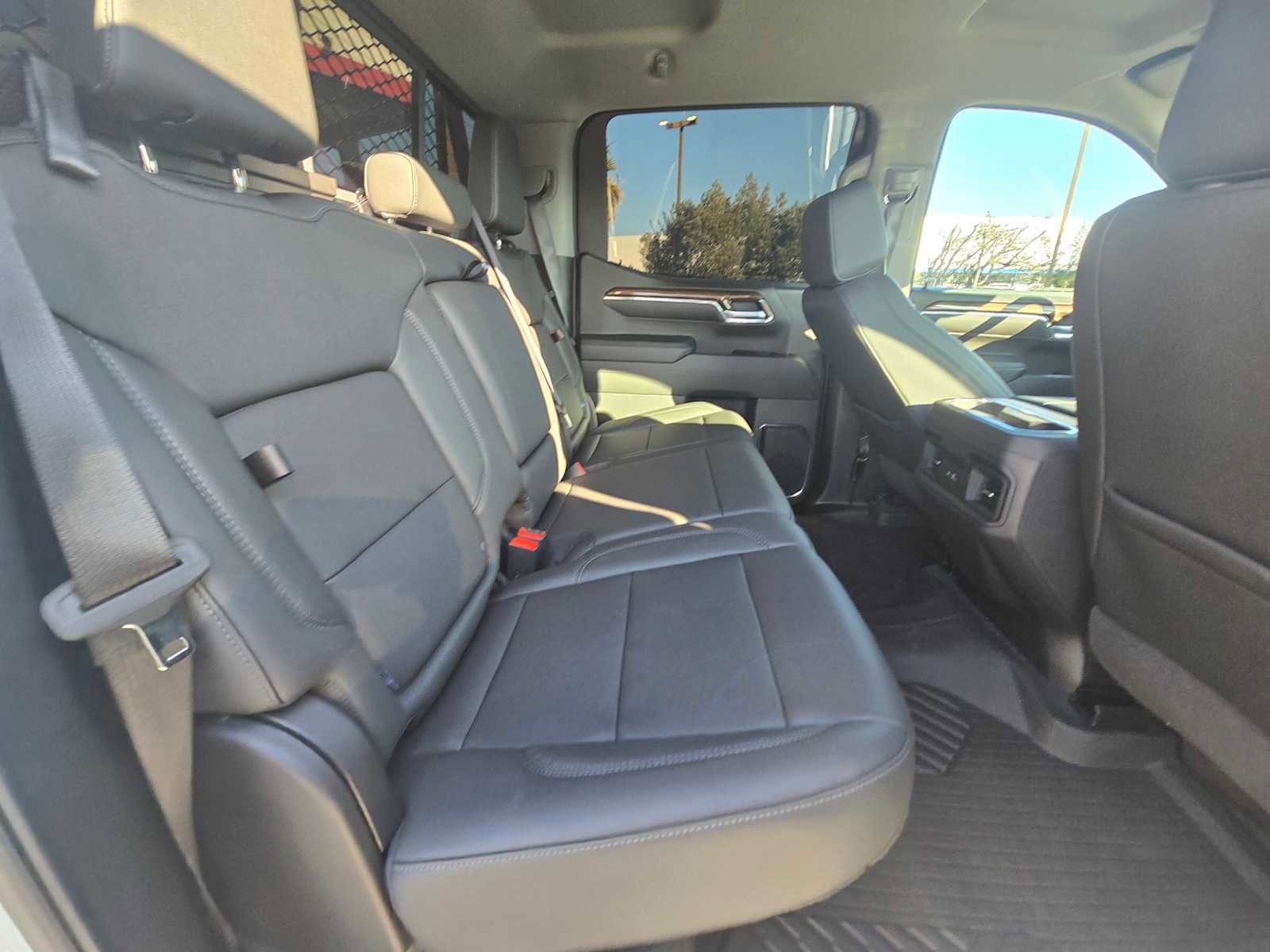 Used 2024 Chevrolet Silverado 1500 LT Trail Boss w/ Convenience Package II image 14