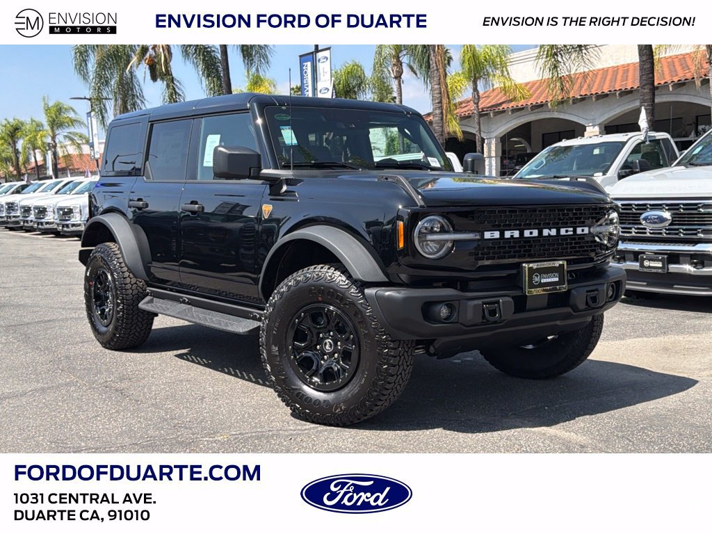 New 2026 Ford Bronco Badlands w/ Sasquatch Package