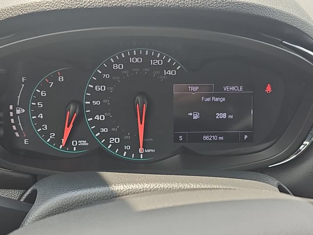 Used 2020 Chevrolet Trax LT w/ LT Convenience Package FWD image 12