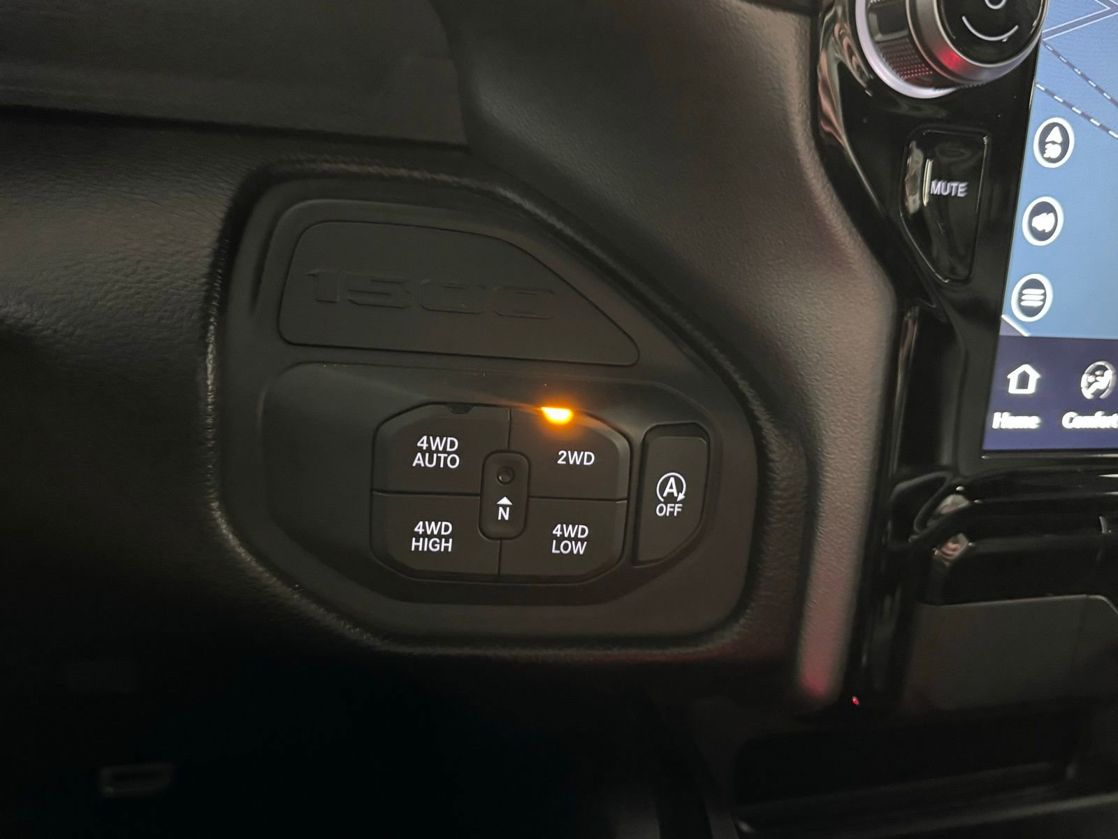 Used 2023 RAM 1500 Sport w/ G/T Package image 21