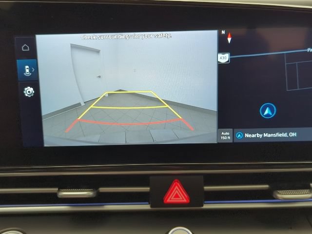 Used 2025 Hyundai Elantra SEL FWD image 19