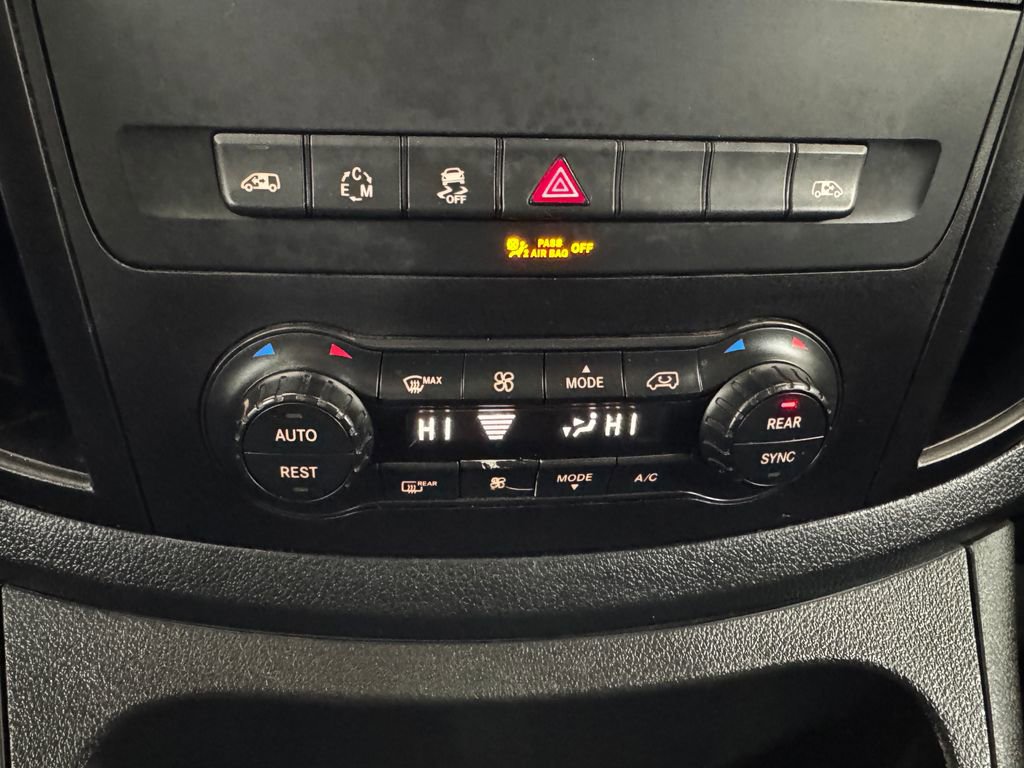 Used 2018 Mercedes-Benz Metris Passenger image 25