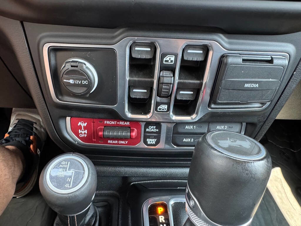 Used 2023 Jeep Wrangler Unlimited Rubicon 392 w/ Xtreme Recon 35" Tire Package image 31