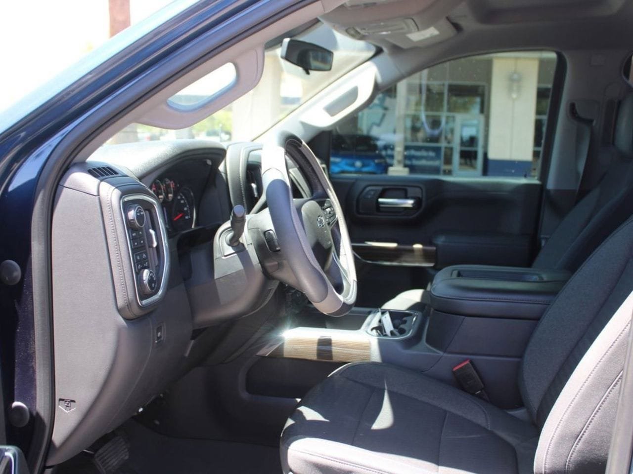 Used 2021 Chevrolet Silverado 1500 LT Trail Boss AWD/4WD image 15