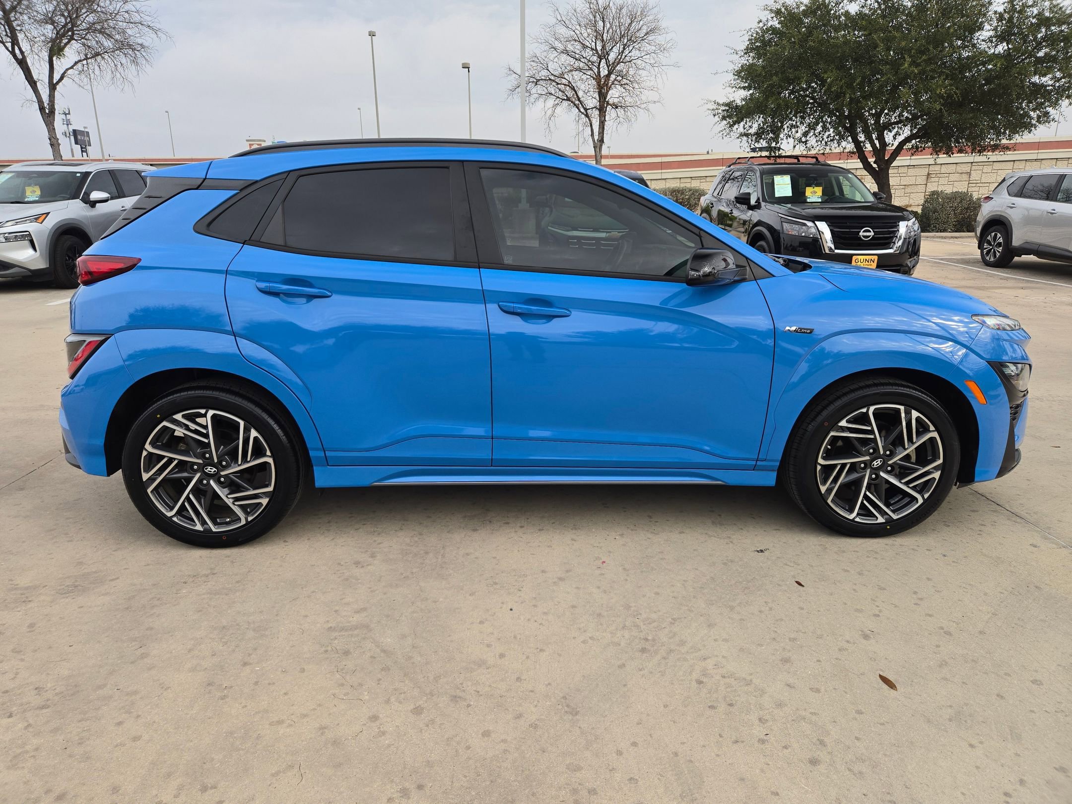 Used 2022 Hyundai Kona N Line image 8