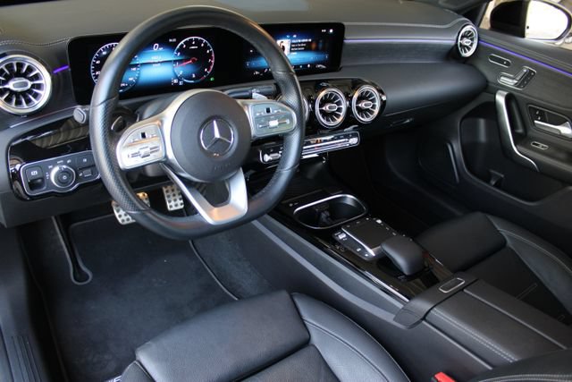 Used 2021 Mercedes-Benz A 220 image 8