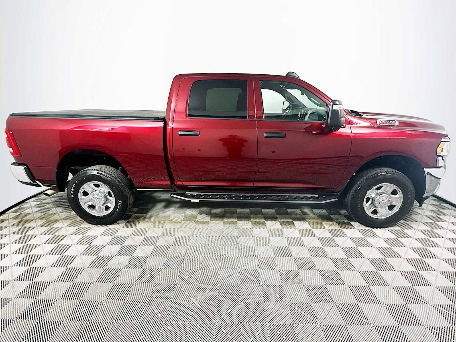 Used 2024 RAM 3500 Tradesman w/ Towing Technology Group image 8