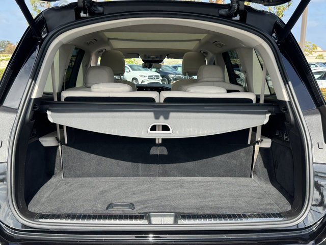 Used 2024 Mercedes-Benz GLS 450 4MATIC image 15