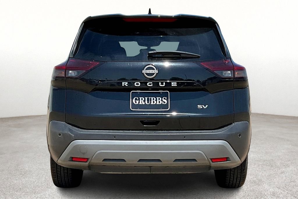 Used 2023 Nissan Rogue SV image 6