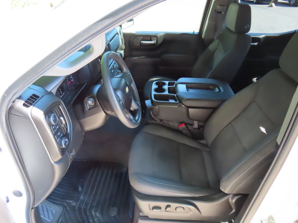 Certified 2022 Chevrolet Silverado 1500 Custom AWD/4WD image 22
