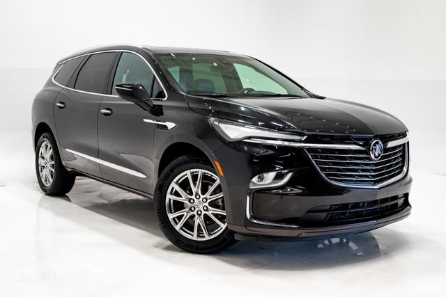 Used 2023 Buick Enclave Essence w/ Experience Buick Package FWD image 6