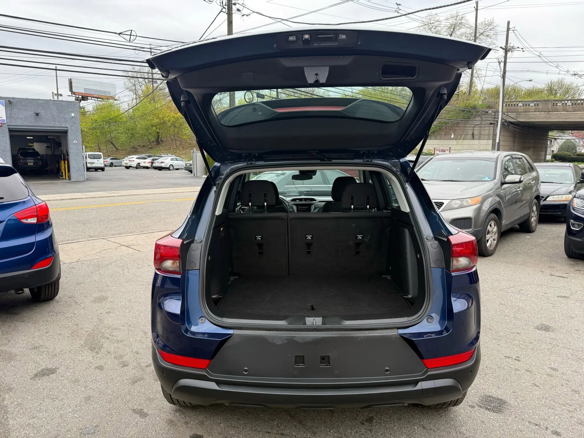 Used 2022 Chevrolet TrailBlazer LS image 30