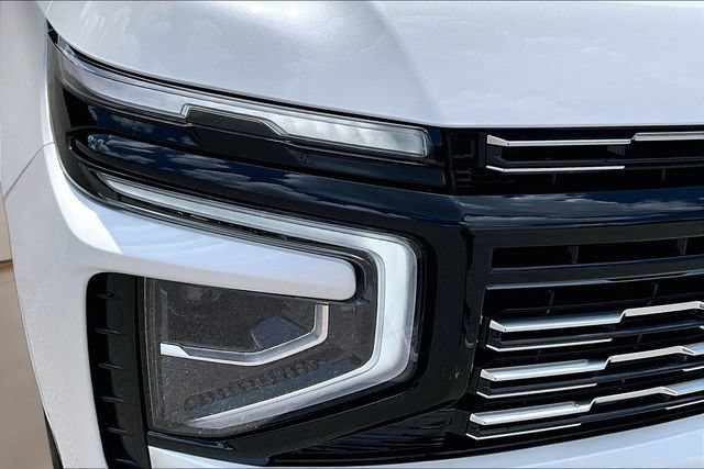 Used 2025 Chevrolet Tahoe High Country AWD/4WD image 29