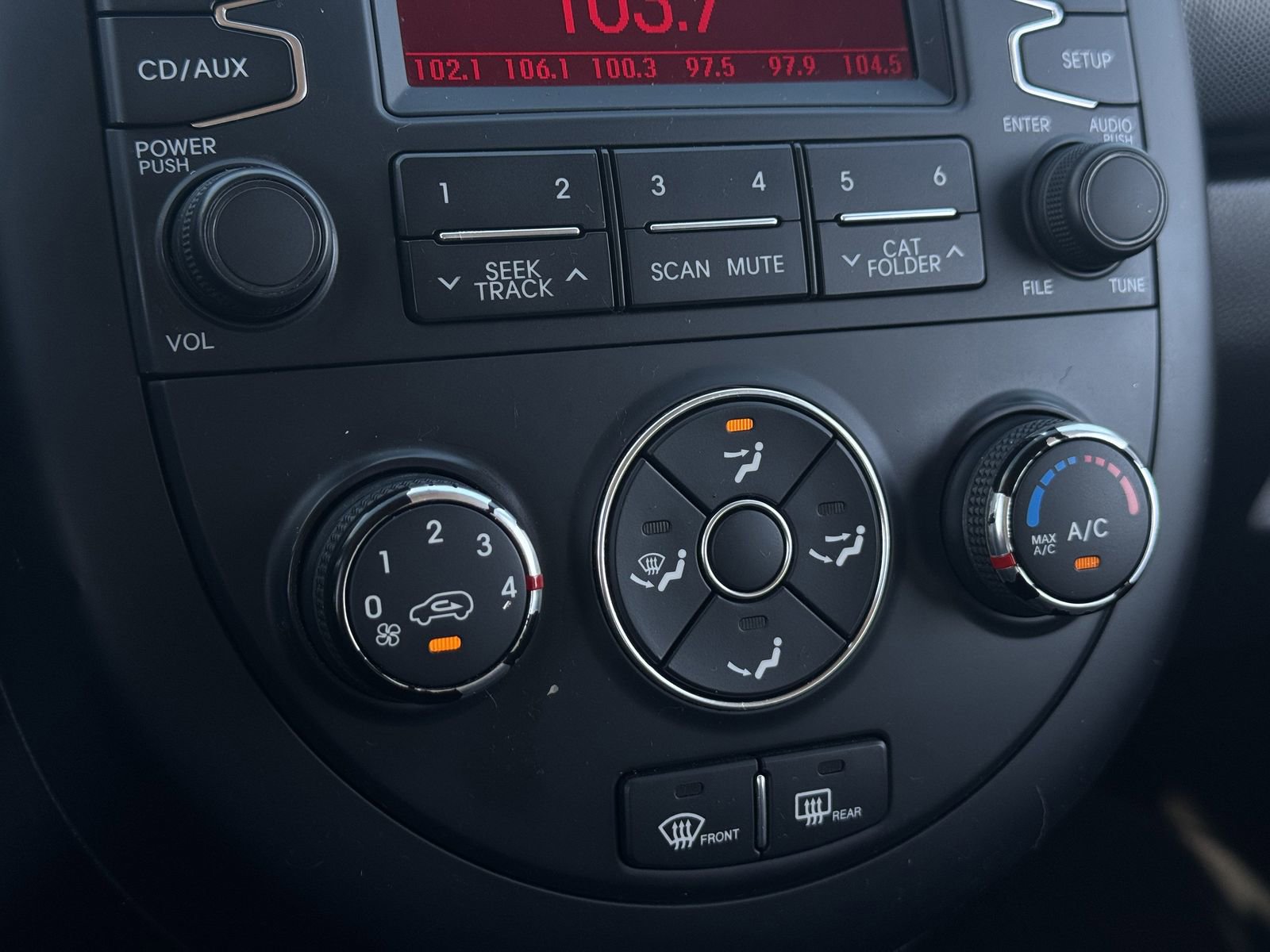 Used 2013 Kia Soul FWD image 20