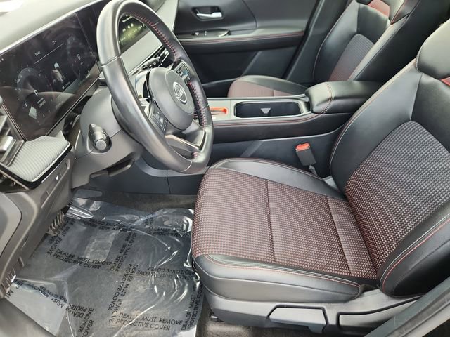 Certified 2025 Nissan Kicks SR AWD/4WD image 7