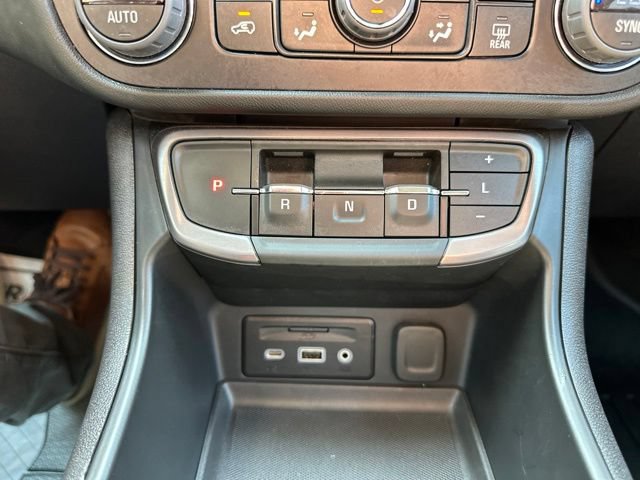 Used 2024 GMC Terrain AT4 w/ Infotainment Package II AWD/4WD image 19