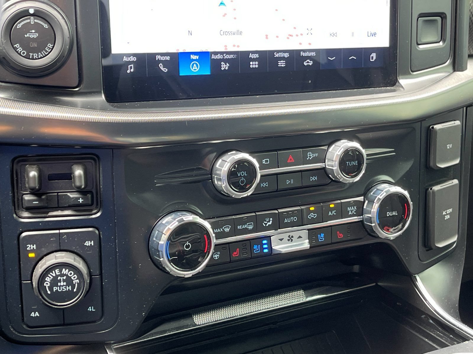 Used 2025 Ford F150 Raptor AWD/4WD image 22