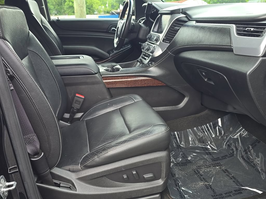 Used 2017 GMC Yukon SLT AWD/4WD image 15