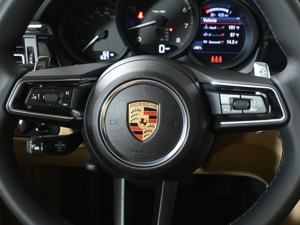 New 2026 Porsche Macan AWD/4WD image 18