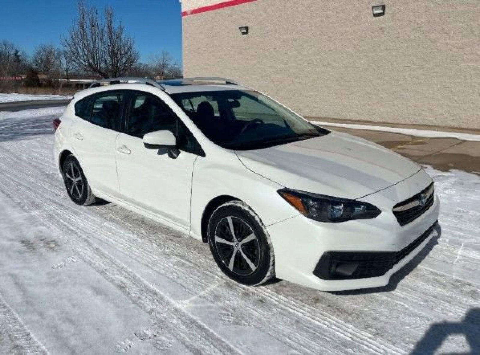 Used 2023 Subaru Impreza Premium image 3