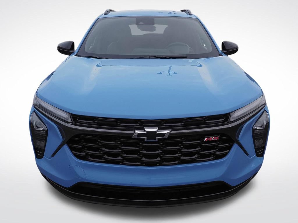 Certified 2024 Chevrolet Trax RS FWD image 2