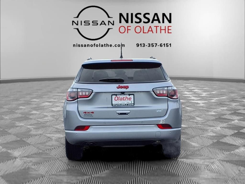 Used 2023 Jeep Compass Limited image 26