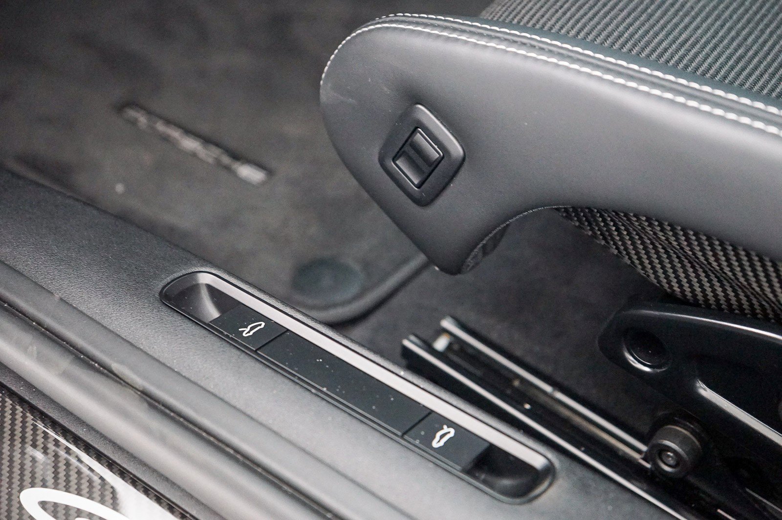 Used 2022 Porsche 911 GT3 RWD image 32