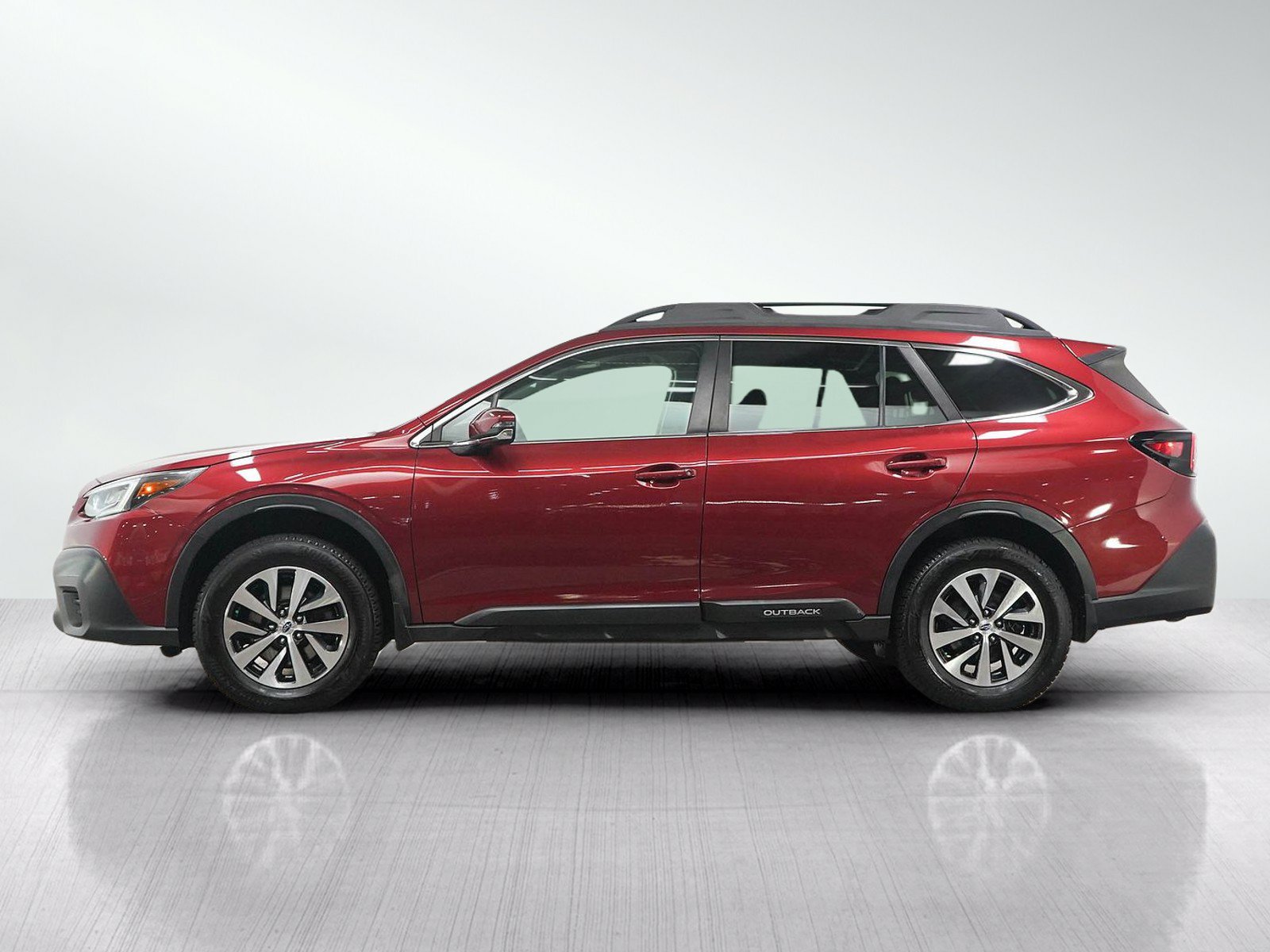 Used 2020 Subaru Outback Premium AWD/4WD image 2