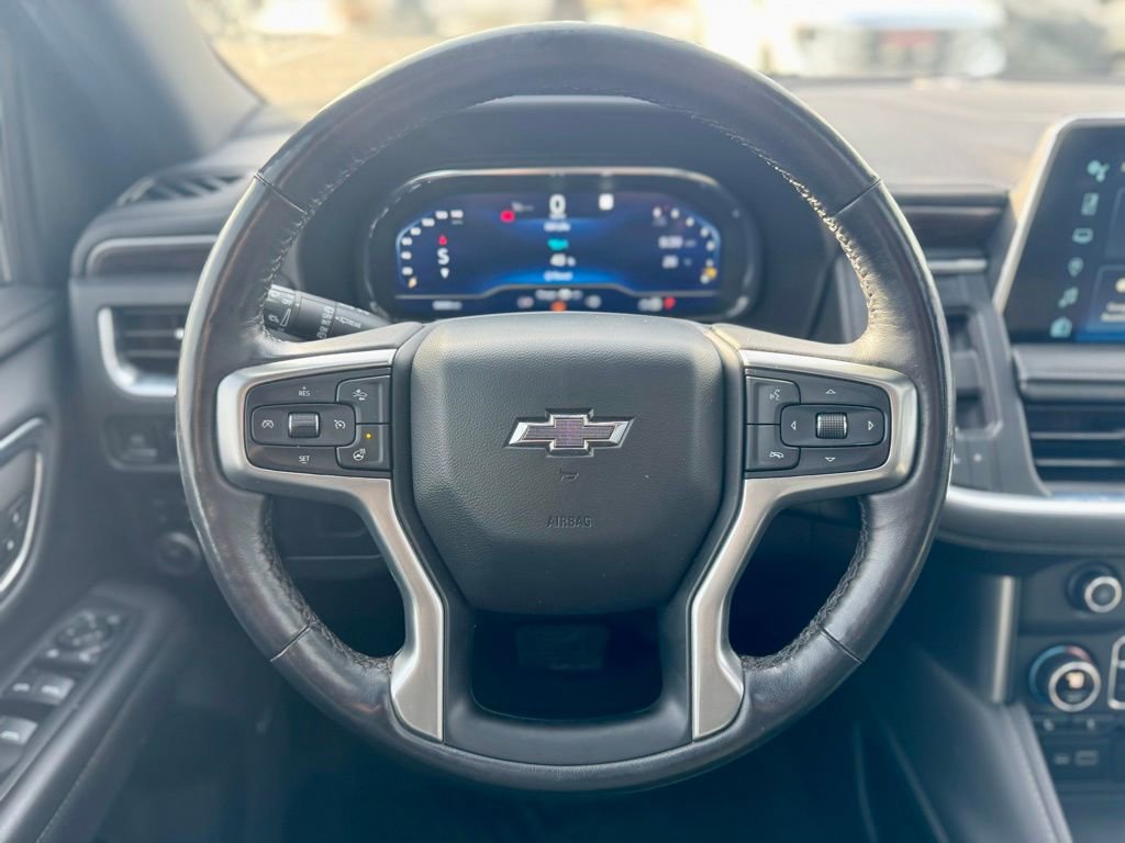 Used 2022 Chevrolet Tahoe Z71 w/ Luxury Package image 16