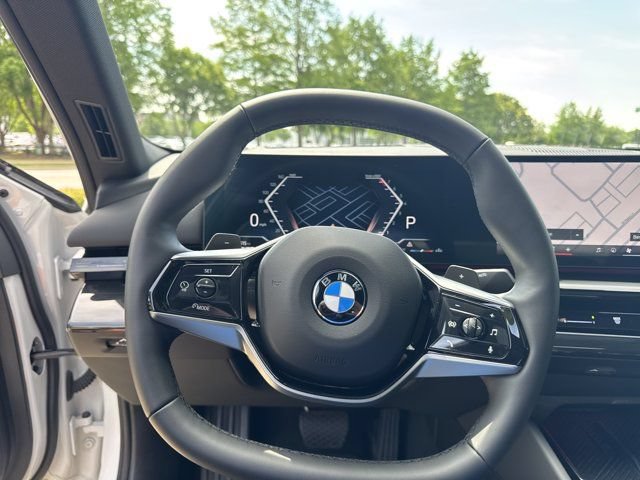 Used 2026 BMW 530i xDrive AWD/4WD image 18