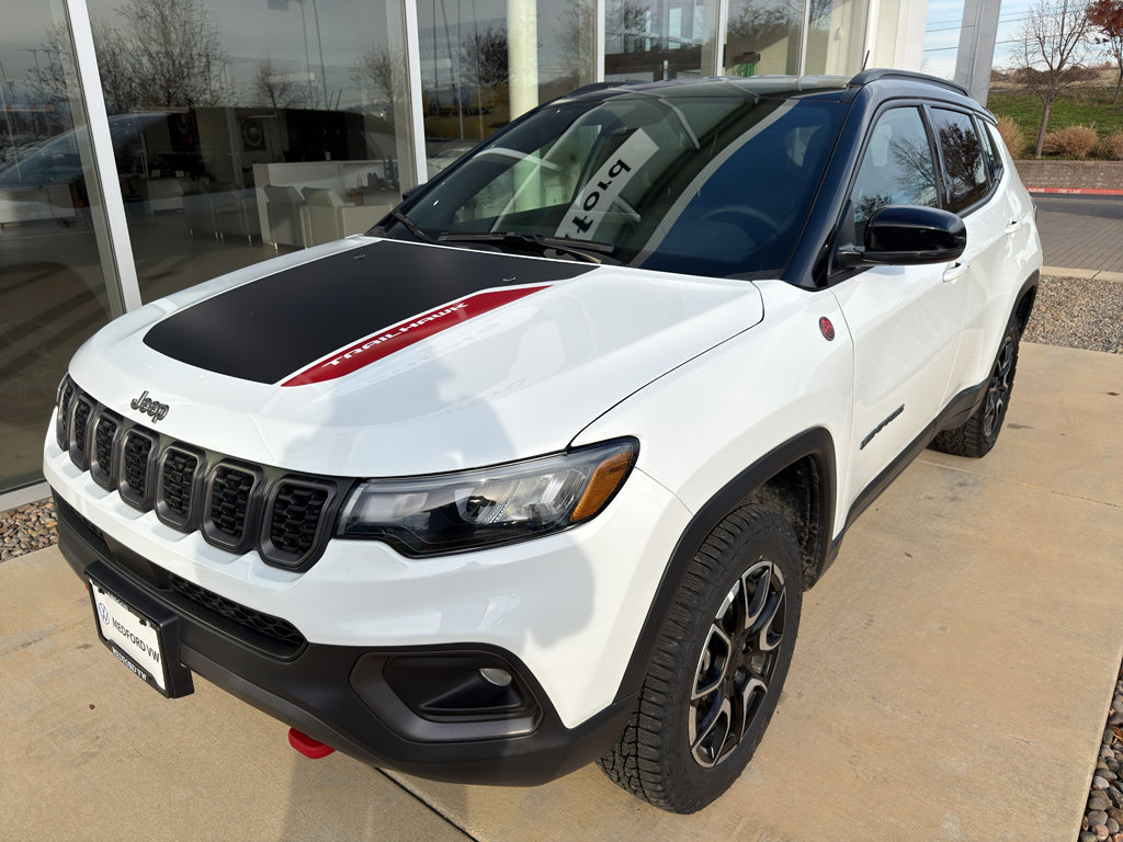 Used 2024 Jeep Compass Trailhawk