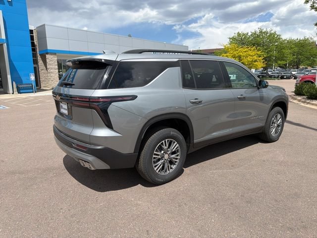 New 2026 Chevrolet Traverse LT w/ Driver Confidence Package AWD/4WD image 6