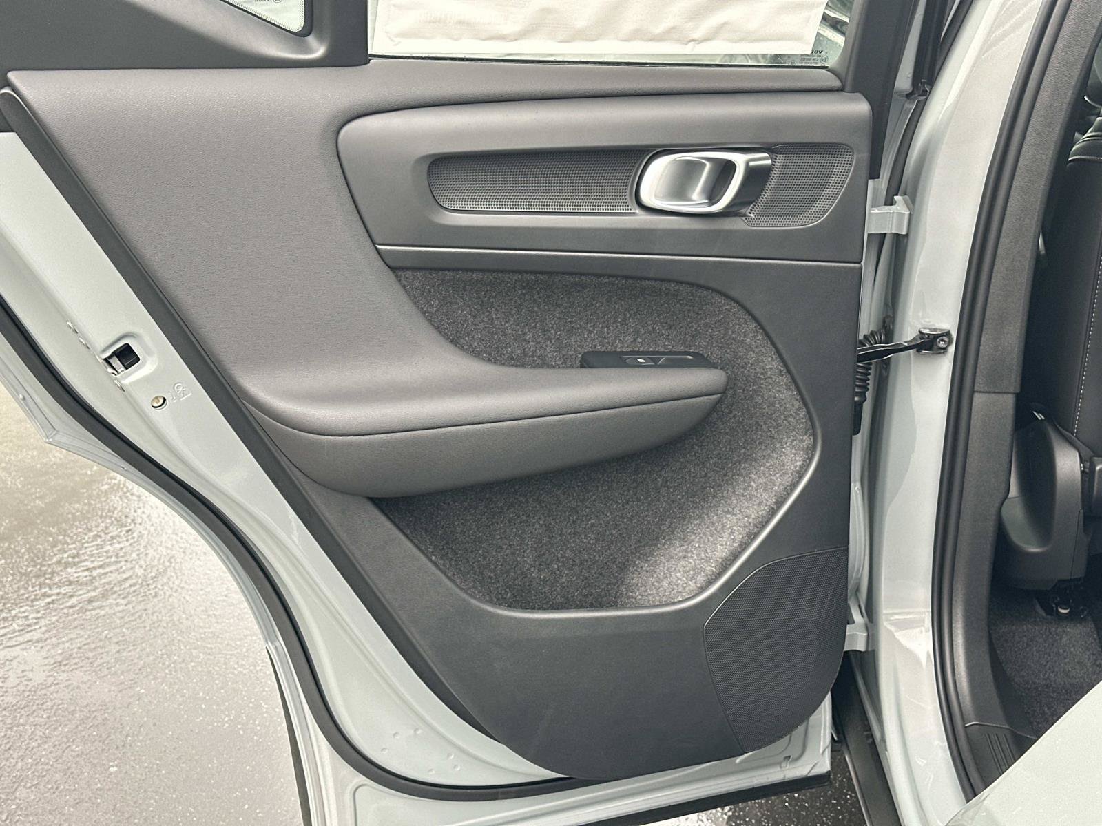 New 2026 Volvo XC40 B4 Plus w/ Climate Package FWD image 16