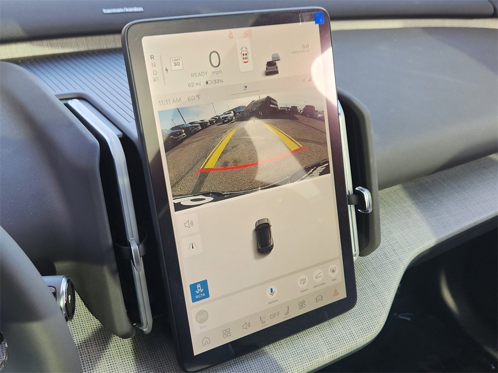 New 2025 Volvo EX30 Plus w/ Protection Package Premier image 8