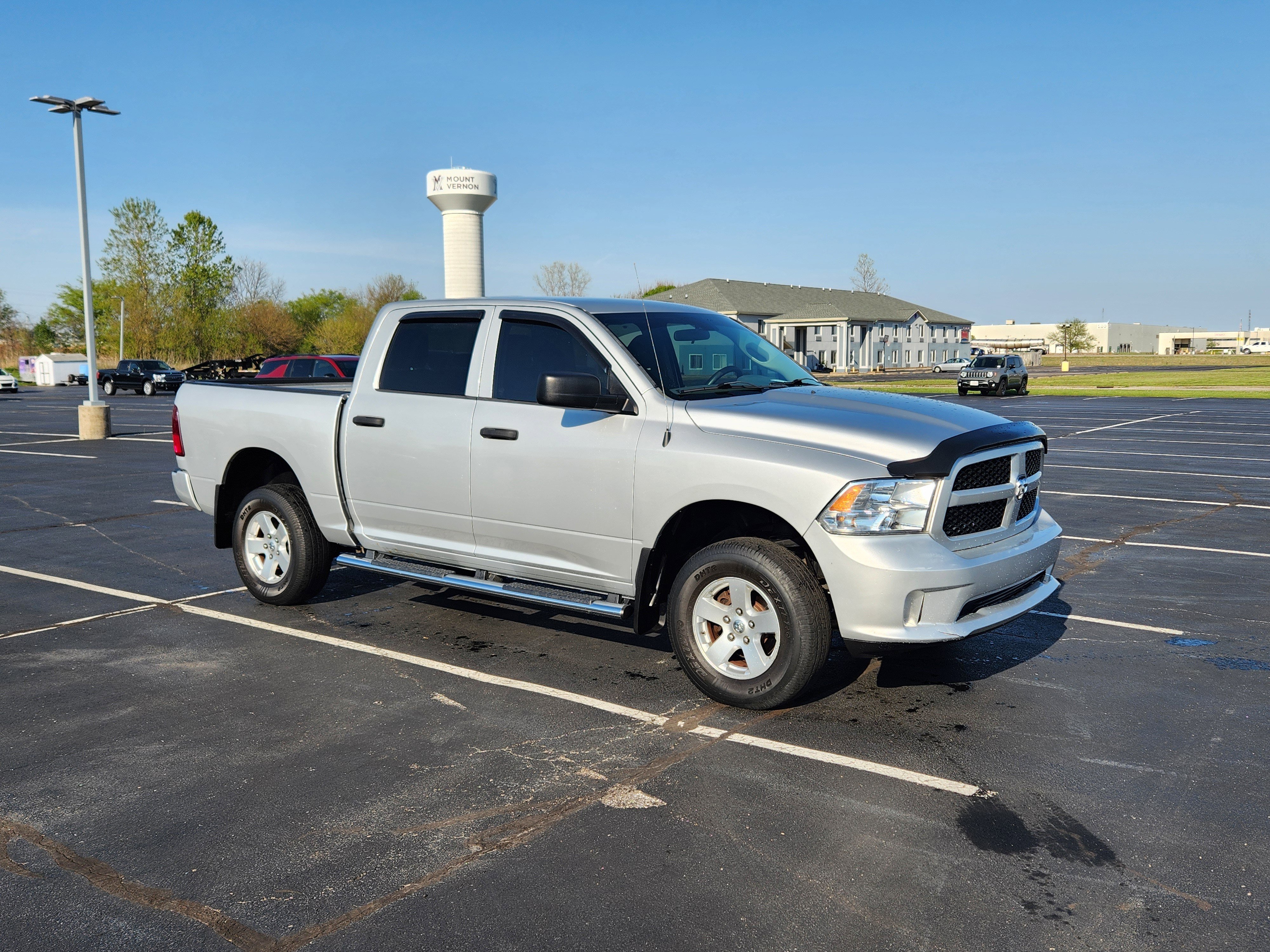 Used 2014 RAM 1500 Express image 9