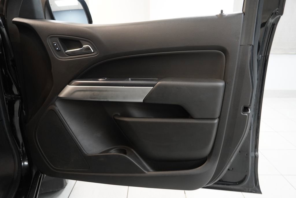 Used 2016 Chevrolet Colorado LT w/ LT Convenience Package image 31