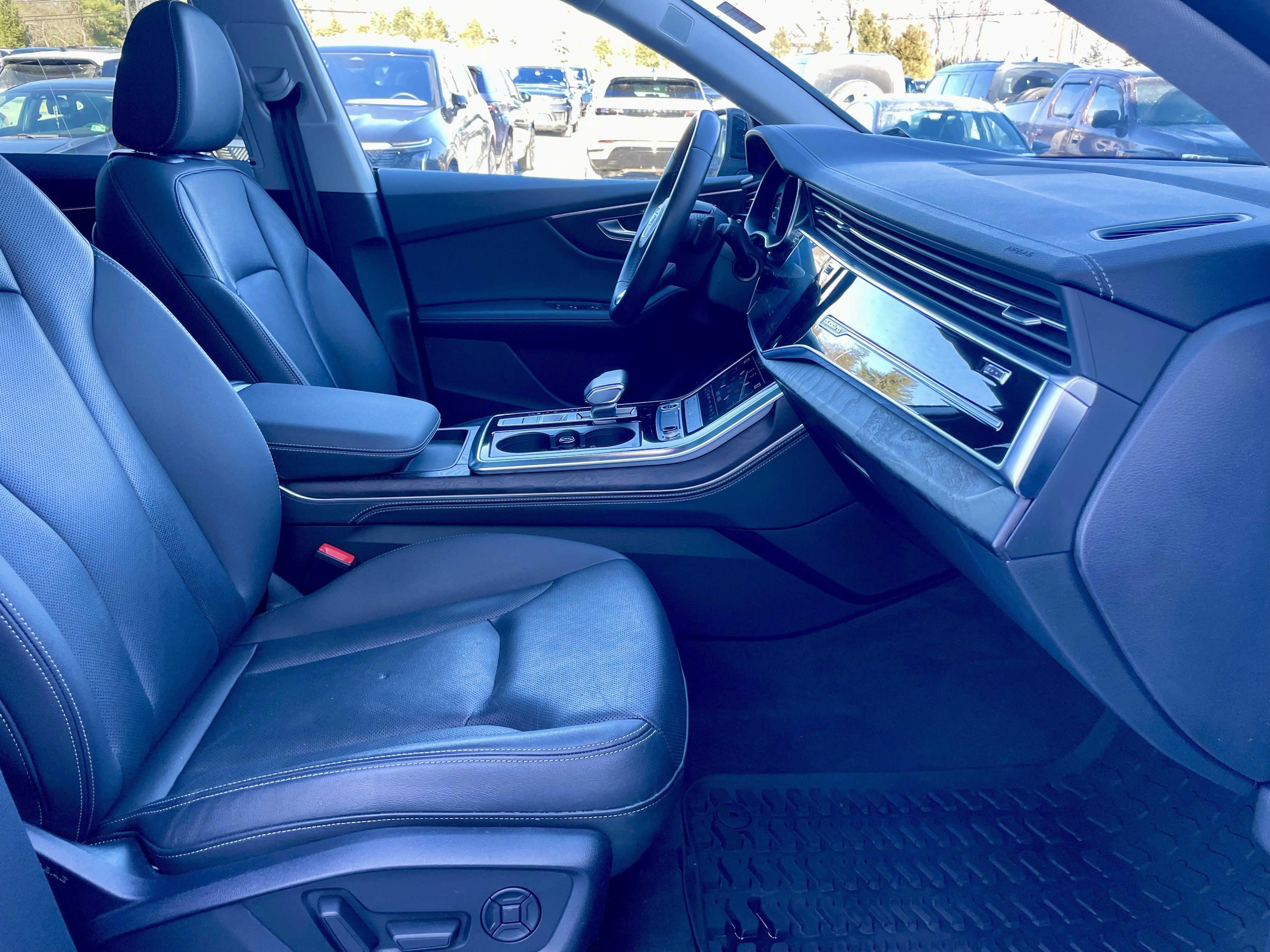 Used 2023 Audi Q8 Premium Plus AWD/4WD image 15
