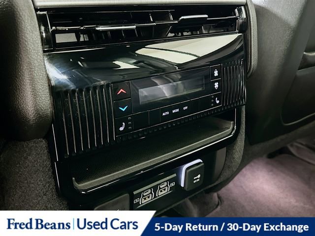 Used 2025 Jeep Wagoneer Series II w/ Premium Group I image 29