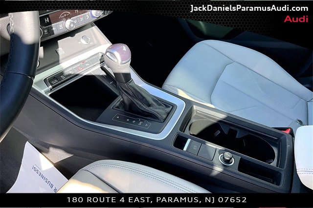 Used 2023 Audi Q3 2.0T Premium w/ Convenience Package image 12