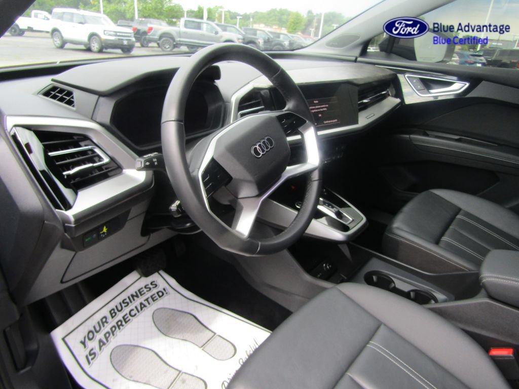 Used 2022 Audi Q4 e-tron Premium Plus w/ Premium Plus AWD/4WD image 17