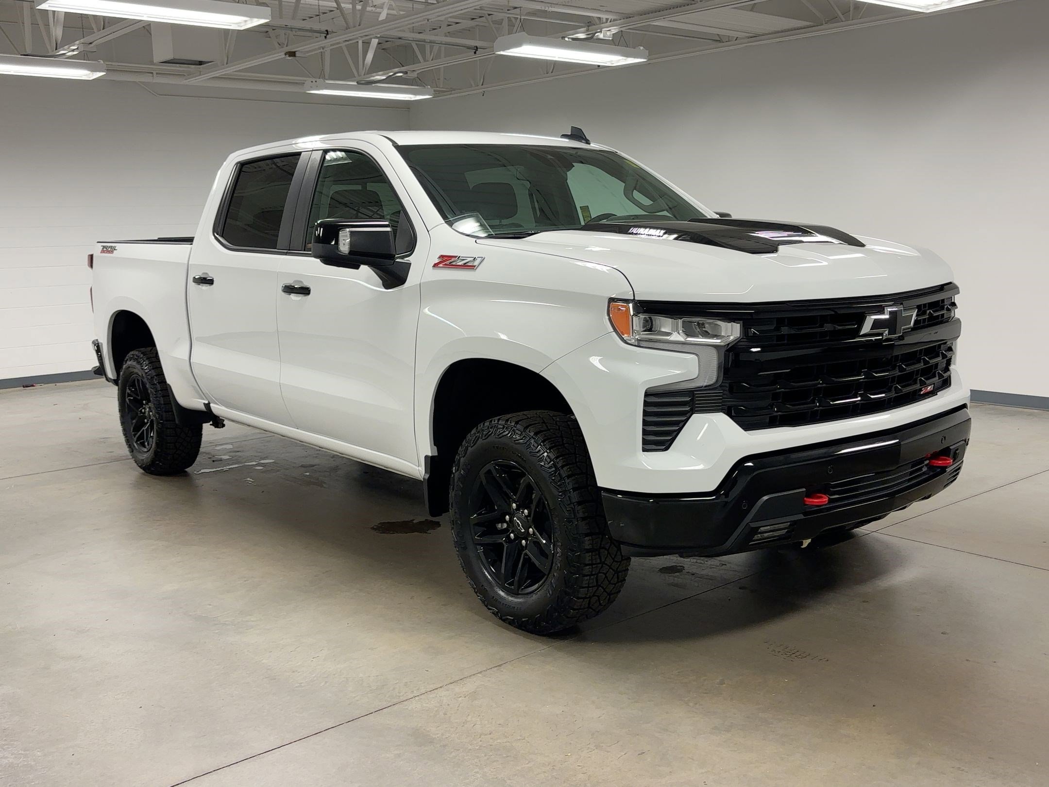 Used 2024 Chevrolet Silverado 1500 LT Trail Boss w/ LT Trail Boss Premium Package image 5